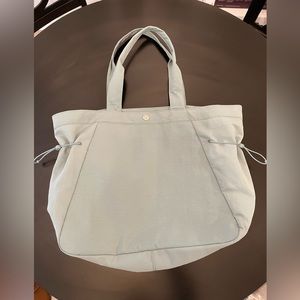 Lululemon Side-Cinch Shopper Bag